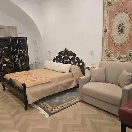Old Place Guest *